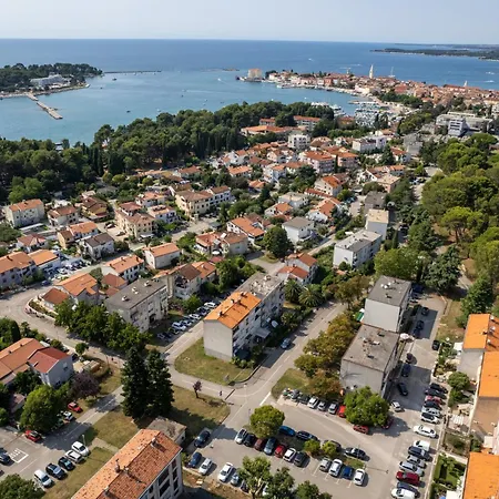 Noelle By The Sea In Porec, Istria Διαμέρισμα Πόρετς