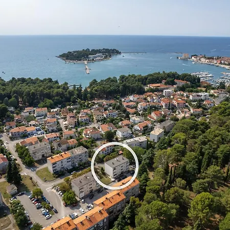 Apartment Noelle By The Sea In Porec, Istria *